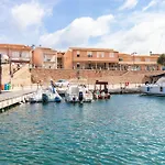 Casa Molo 1 ايزولا روسا