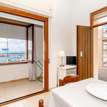 Apartment Casa Molo 1 Isola Rossa (Sassari)